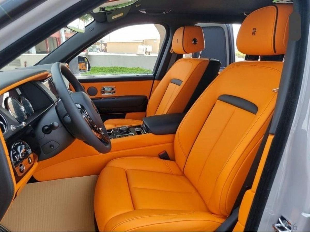 Rolls-Royce Cullinan VIP 2023 ORANGE INTERIOR-10-10