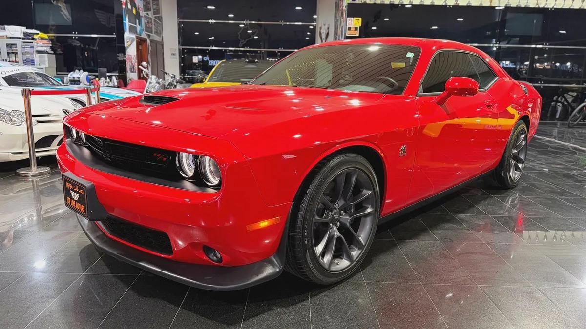 DODGE CHALLENGER 6.4L,SRT SCAT PACK, MANUAL GEAR,, EXCELLENT CONDITION-0-0