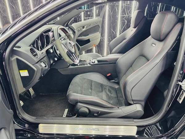 2013 Mercedes Benz C63 AMG Black Series, Mercedes Service Contract, Carbon Fiber Package