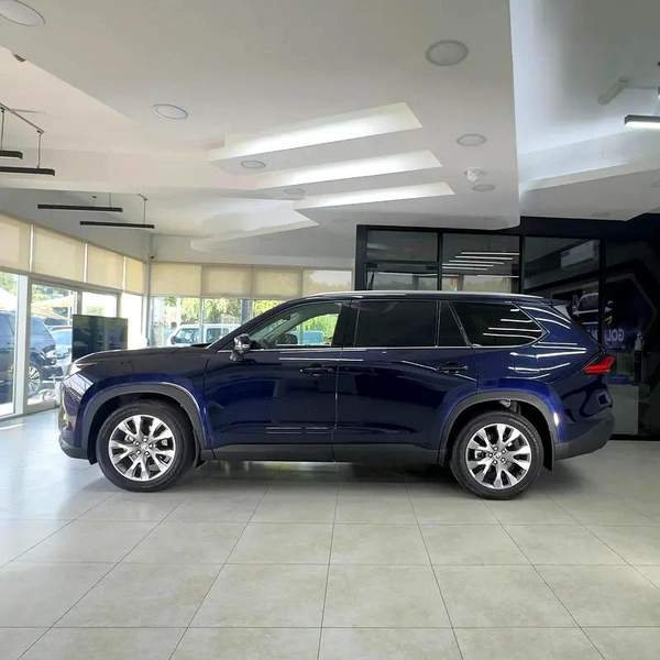 Toyota Grand Highlander Limited