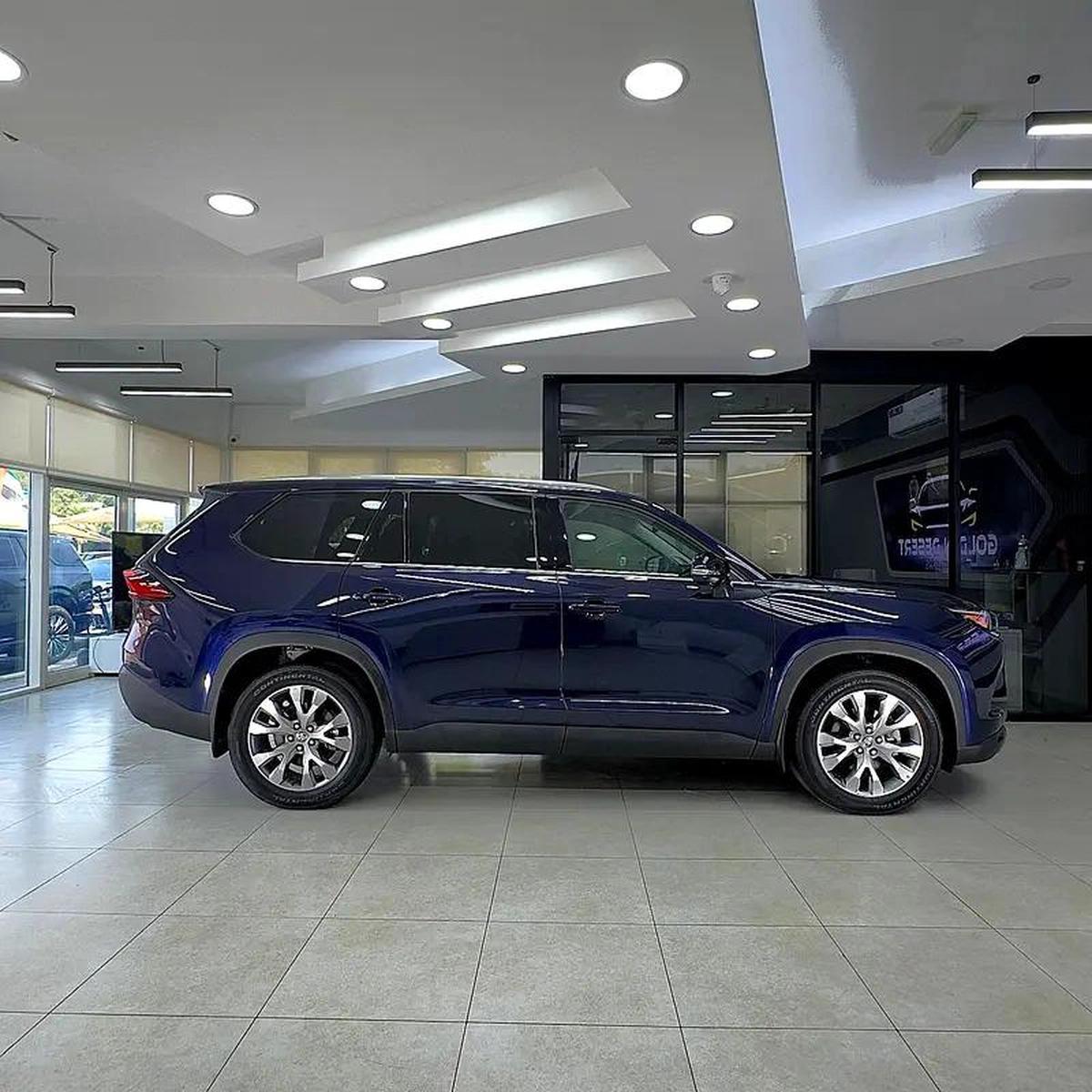 Toyota Grand Highlander Limited-16-16