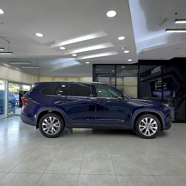 Toyota Grand Highlander Limited