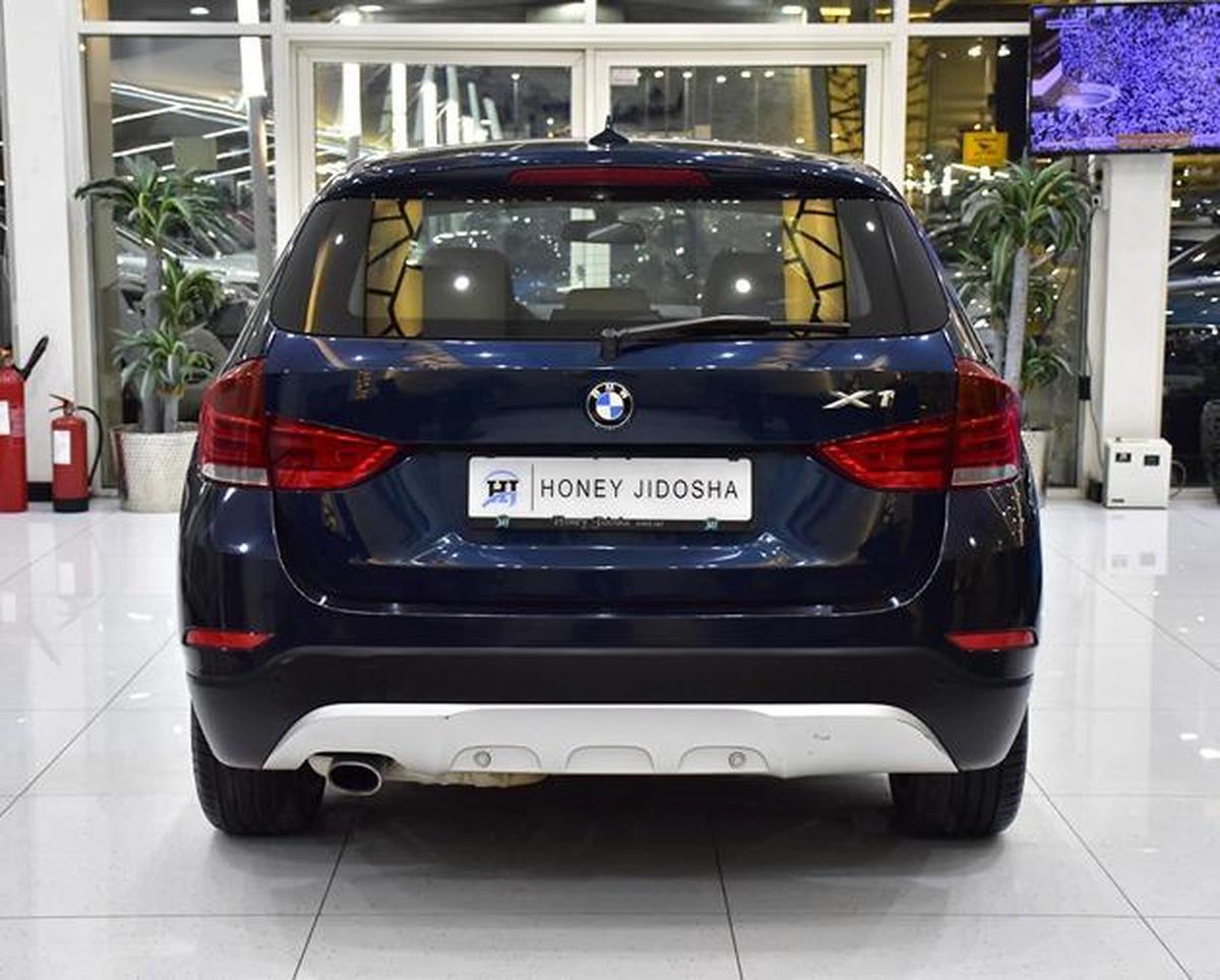 BMW X1 sDrive18i ( 2015 Model ) in Blue Color! GCC Specs-12-12