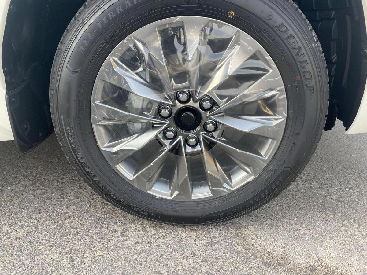 Toyota Land Cruiser VXR HYBRID 2026 MODEL-8-8