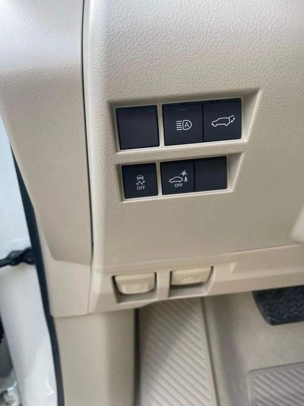 Toyota Land Cruiser VXR HYBRID 2026 MODEL