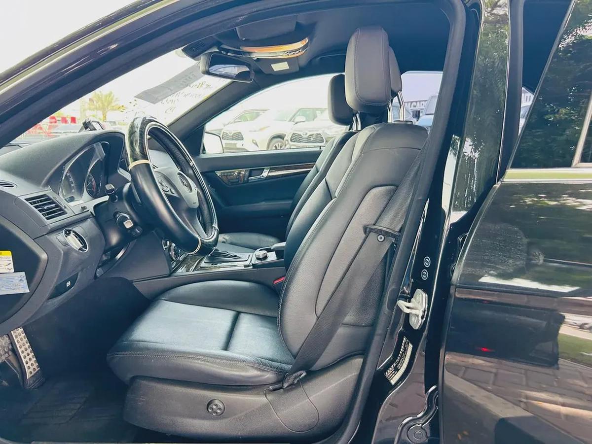 BENZ C300 | 2010 | ONLY | 111271 KM | JAPAN IMPORT | CLEAN TITLE-10-10