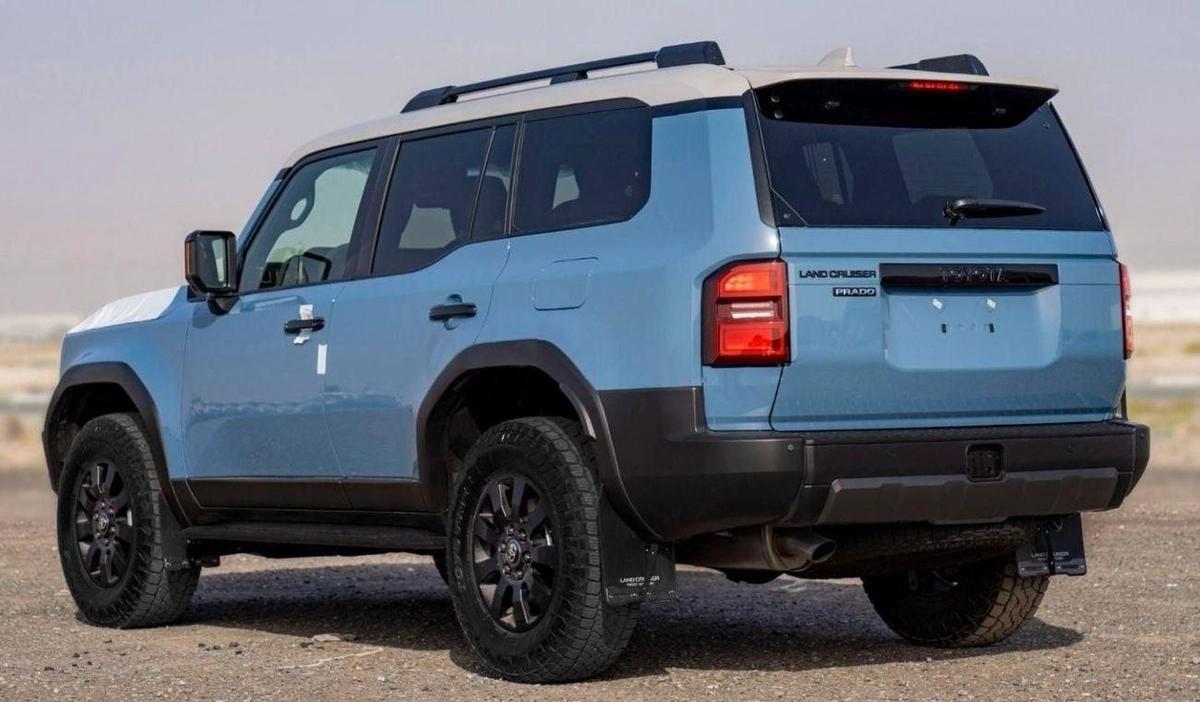 Toyota Prado PRADO 250 2.8D AT FIRST EDITION MY2025 – BLUE & GREY ROOF-6-6
