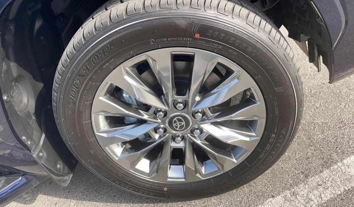 Toyota Land Cruiser LAND CRUISER VX.R TWIN TURBO-17-17