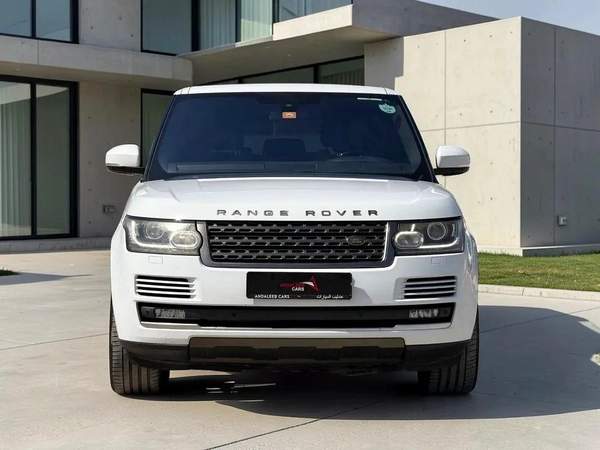 RANGE ROVER HSE 5.0L V8 | 2016 | GCC SPECS