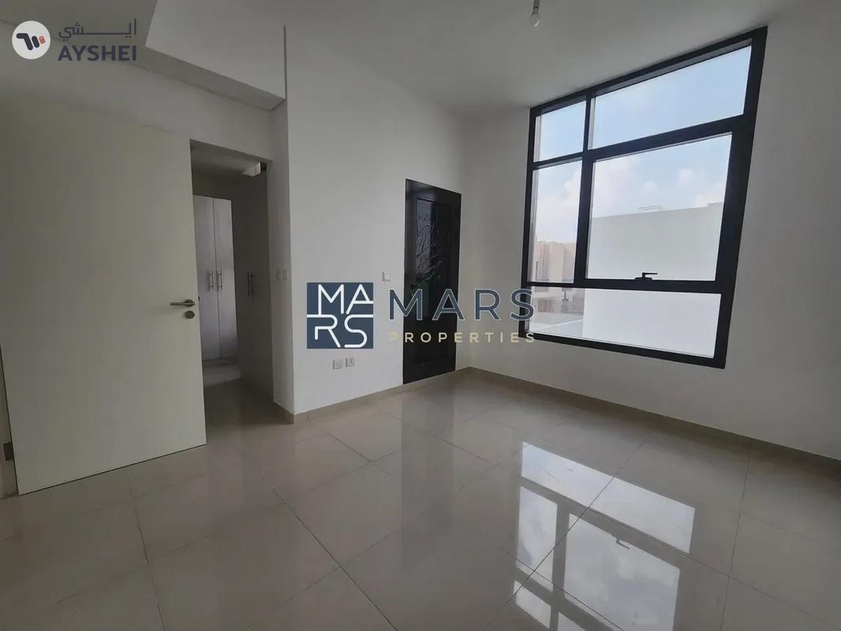 !! Vacant Middle Unit 2BR | Bigger Layout | For Rent !!-10-10