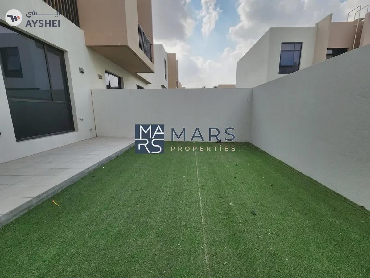 !! Vacant Middle Unit 2BR | Bigger Layout | For Rent !!-16-16