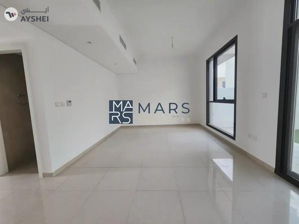 !! Vacant Middle Unit 2BR | Bigger Layout | For Rent !!