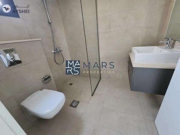 !! Vacant Middle Unit 2BR | Bigger Layout | For Rent !!