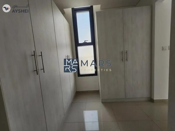 !! Vacant Middle Unit 2BR | Bigger Layout | For Rent !!