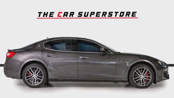 Maserati Ghibli SQ4-Special Color-2-Exclusive Leather Inerior-Active Sports Exhaust System