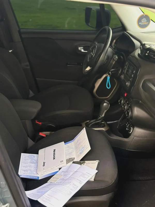 Jeep Renegade - GCC Specs 2015