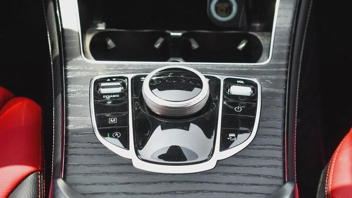 مرسيدس GLC 300 موديل 2019 وارد امريكي-6-6