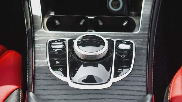 مرسيدس GLC 300 موديل 2019 وارد امريكي