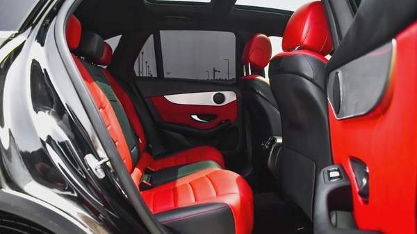 مرسيدس GLC 300 موديل 2019 وارد امريكي