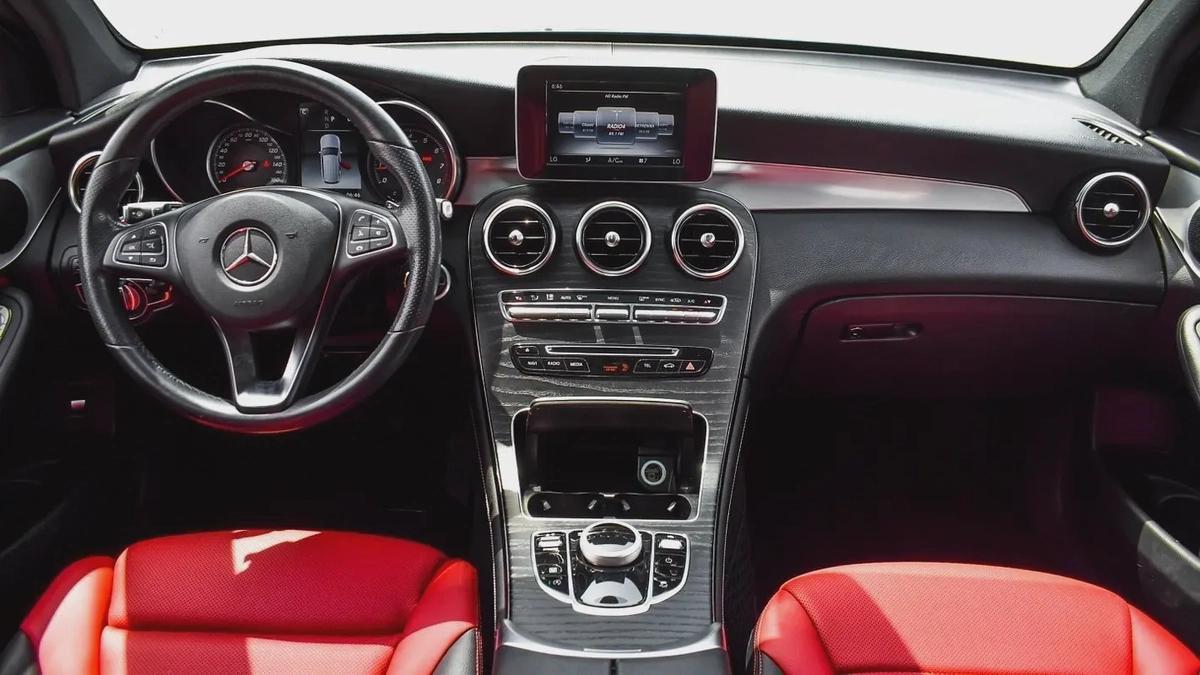 مرسيدس GLC 300 موديل 2019 وارد امريكي-13-13