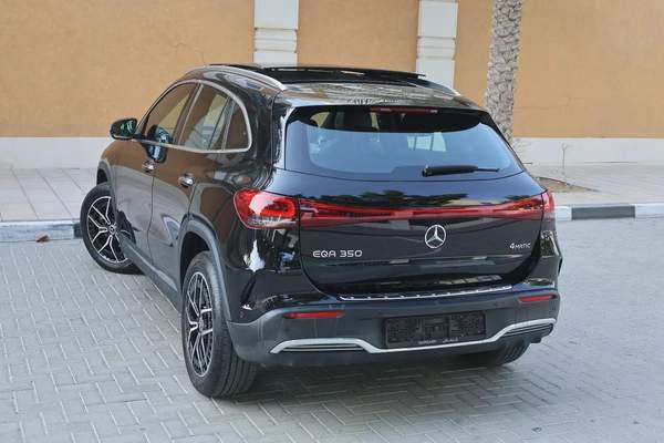 MERCEDES EQA350 4MATIC - GCC SPECS - UNDER WARRANTY / SERVICE CONTRACT / BATTERY - ACCIDENT FREE -