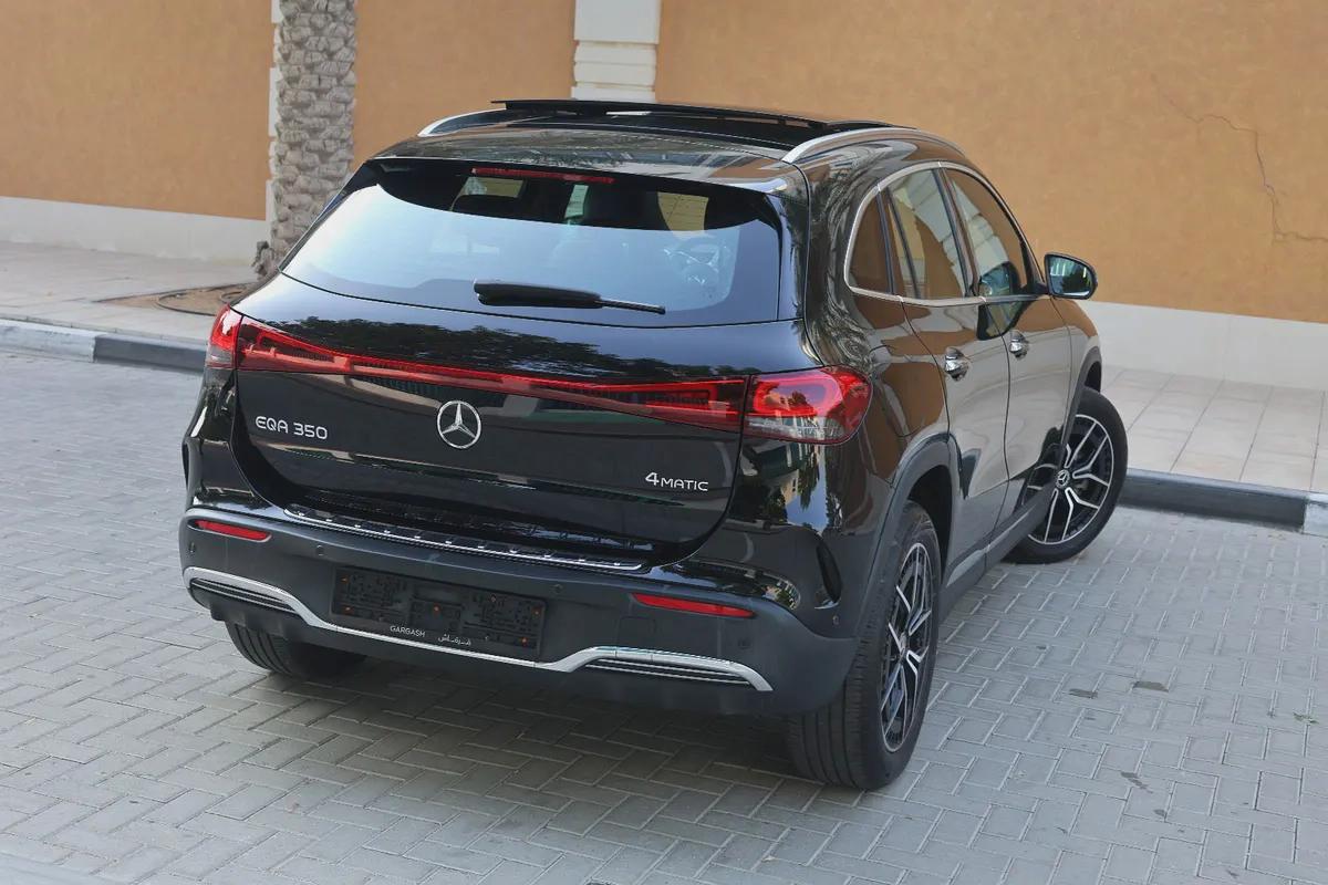 MERCEDES EQA350 4MATIC - GCC SPECS - UNDER WARRANTY / SERVICE CONTRACT / BATTERY - ACCIDENT FREE --5-5