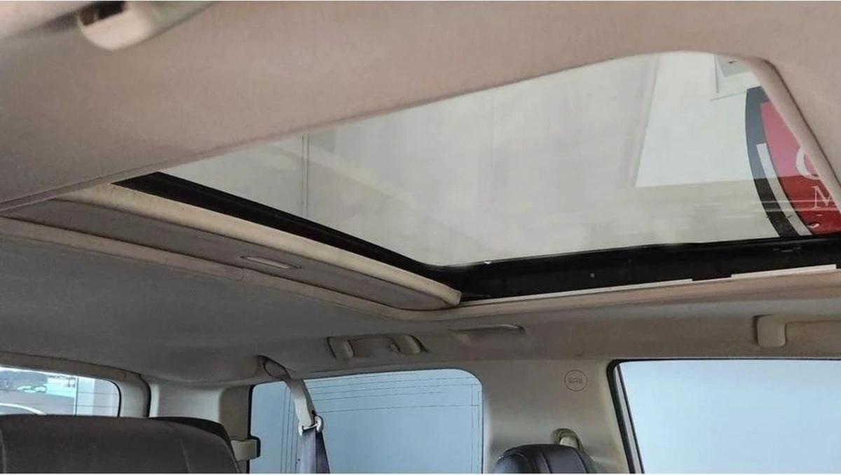 Mitsubishi Pajero PLATINUM 3.8L-6CYL 2DR - FULL OPTION FULLY SERVICE. Al Habtoor Motors-2-2
