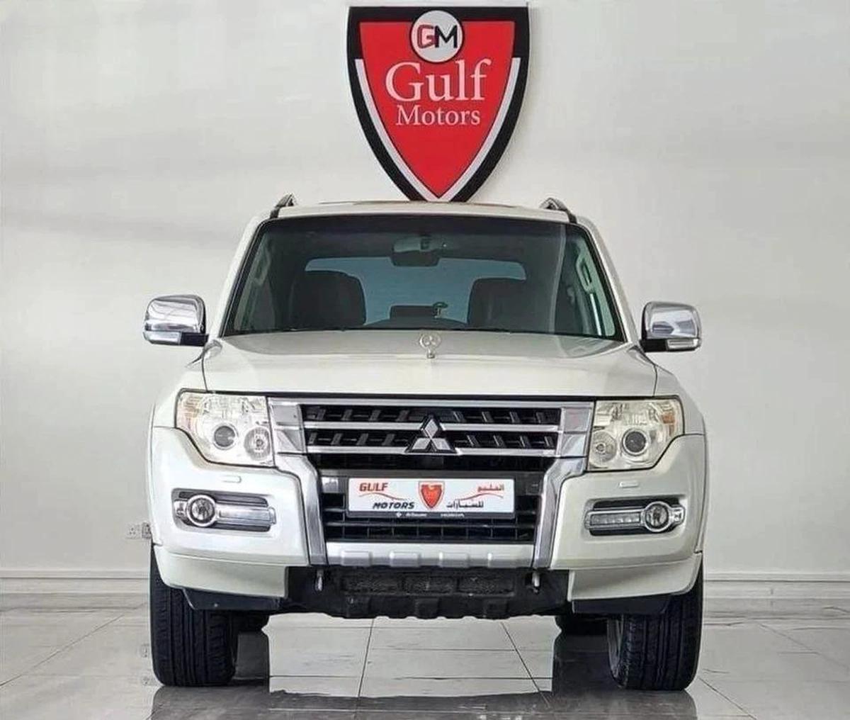 Mitsubishi Pajero PLATINUM 3.8L-6CYL 2DR - FULL OPTION FULLY SERVICE. Al Habtoor Motors-4-4