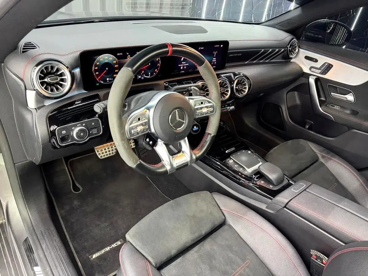 Exclusive offer By ZEUS AUTO | GCC Specs | Low Mileage | AAA Warranty 2027-8-8