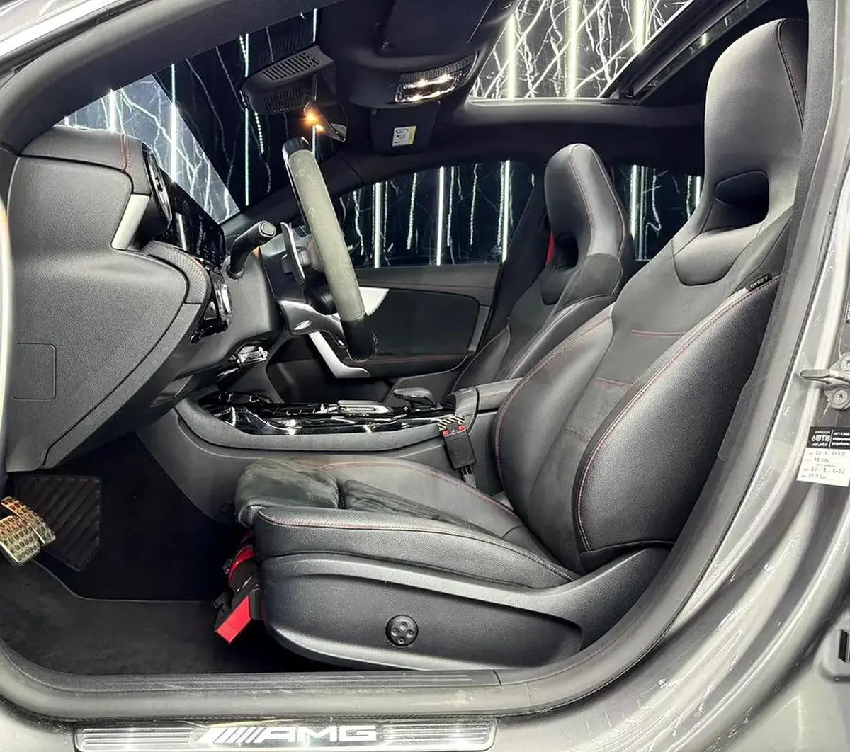 Exclusive offer By ZEUS AUTO | GCC Specs | Low Mileage | AAA Warranty 2027-5-5