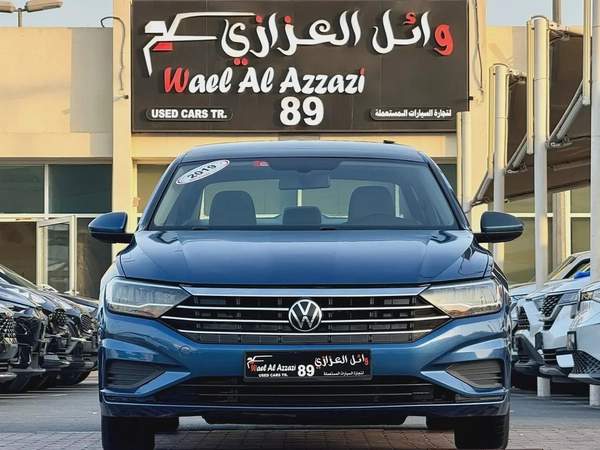 Volkswagen Jetta, 2019 American specs, fully loaded, in excellent condition.