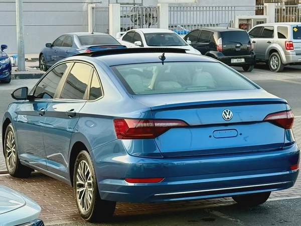 Volkswagen Jetta, 2019 American specs, fully loaded, in excellent condition.