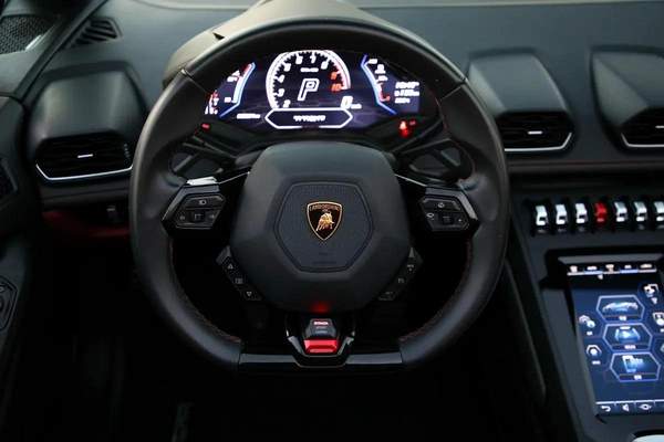 LAMBORGHINI HURACAN EVO SPYDER - 2022 - FULLY LOADED - AMAZING CONDITION