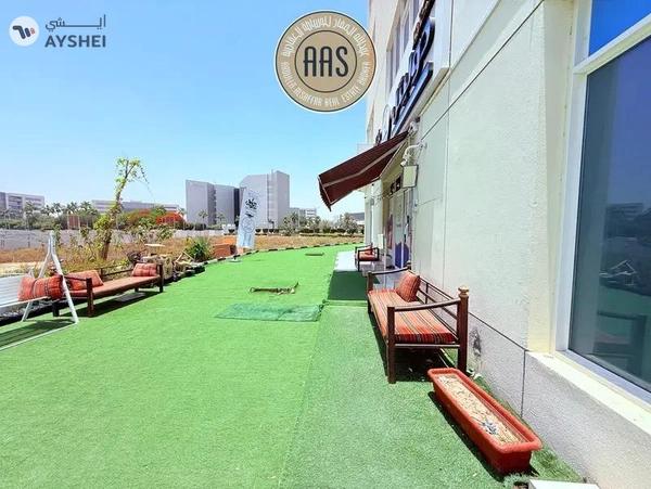 Ready to move spacious shop for rent with dewa wife free in dip 1 Dubai