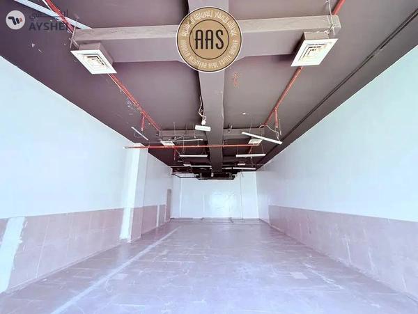 Ready to move spacious shop for rent with dewa wife free in dip 1 Dubai