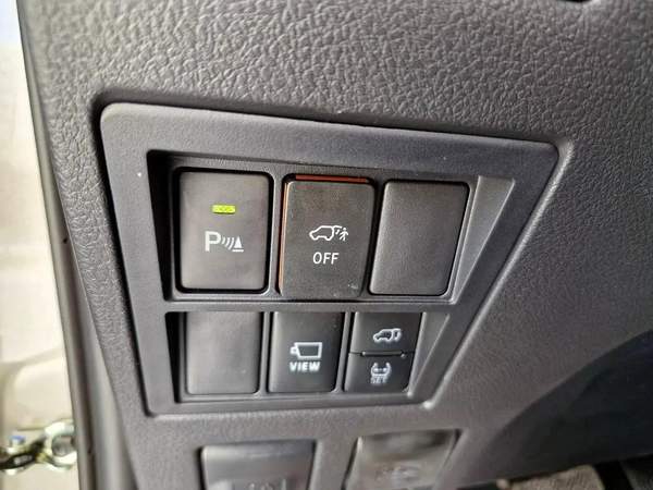 2025 TOYOTA FORTUNER 4X4 4.0L V6 GCC BRAND NEW 0KM