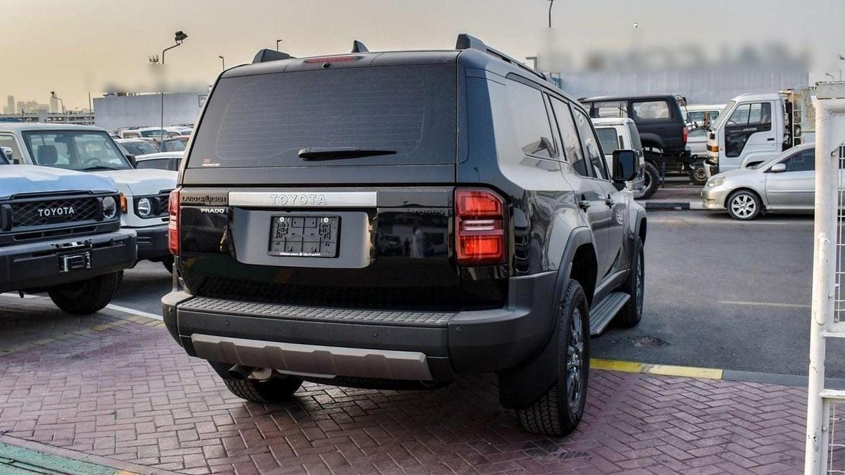 Toyota Prado Toyota Prado GXR Model 2024-14-14