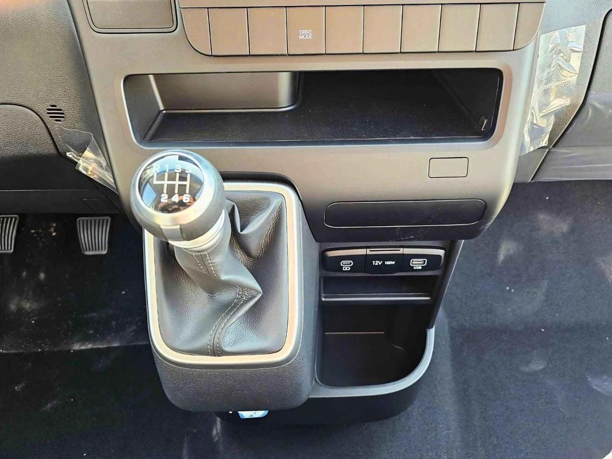 Hyundai Staria CARGO | 2.2L V4 DIESEL | MANUAL GEAR BOX | 2 STR (CODE # STCD)-7-7