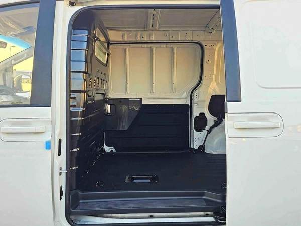 Hyundai Staria CARGO | 2.2L V4 DIESEL | MANUAL GEAR BOX | 2 STR (CODE # STCD)