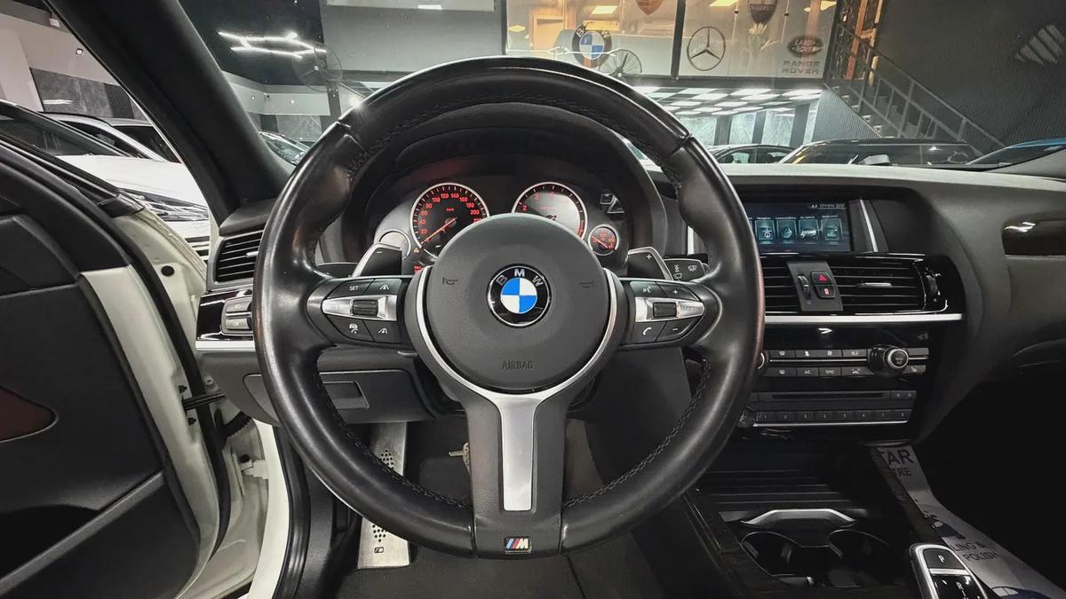 2018 GCC BMW X4 M PACKAGE ACCIDENT FREE WARRANTY AND FINANCE AVAILABLE-11-11
