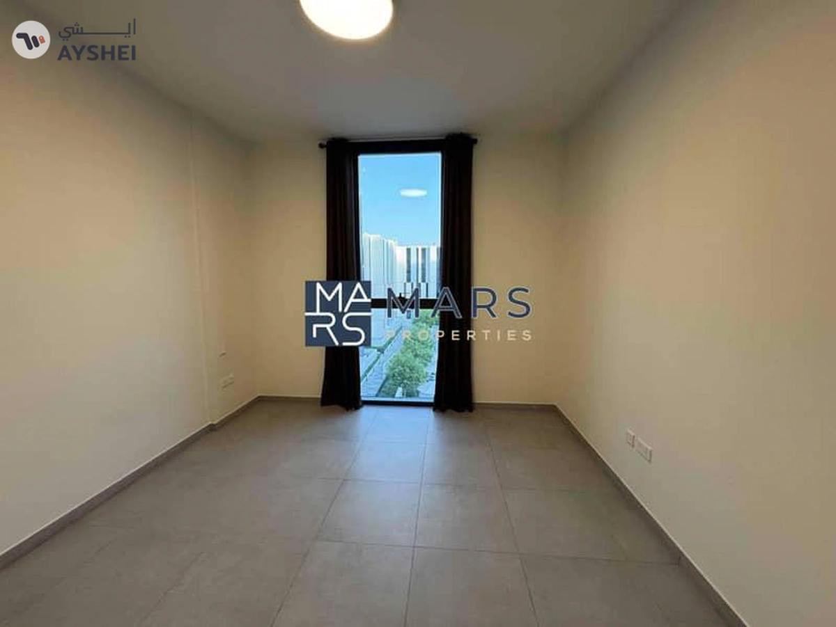 The Cozy & Stunning Studio with Pool View for Rent-4-4