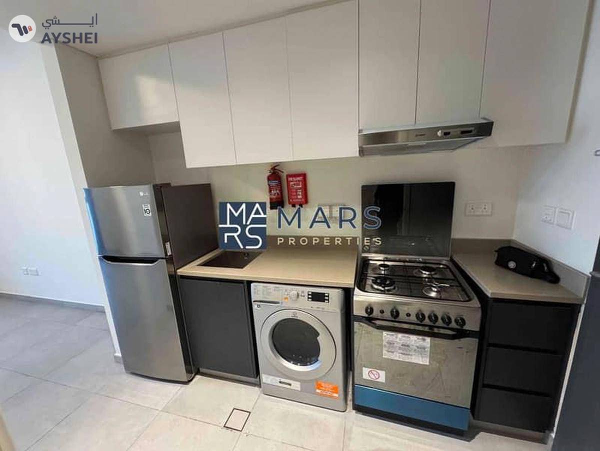 The Cozy & Stunning Studio with Pool View for Rent-5-5