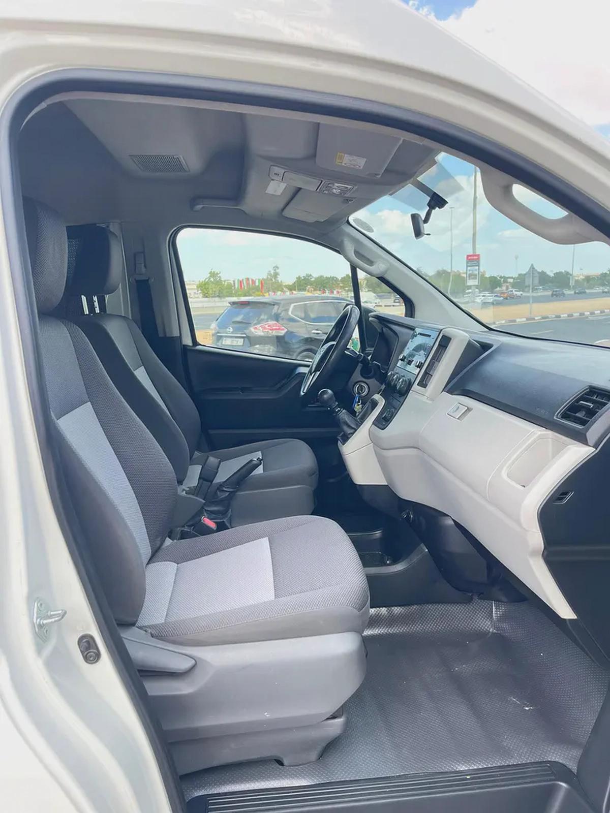 Toyota Hiace 2021 very good condition-3-3