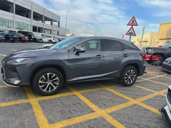 2022 Lexus RX 350h Premier - American Specs - GCC Resale