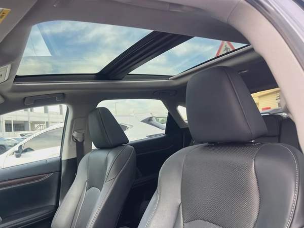 2022 Lexus RX 350h Premier - American Specs - GCC Resale