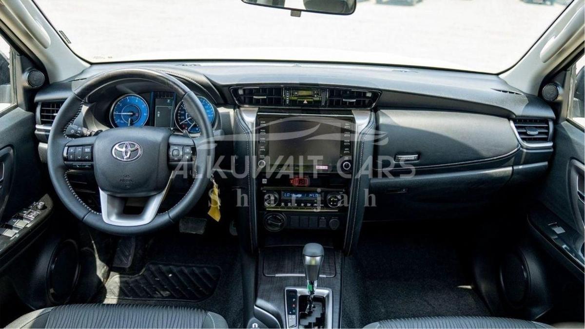 Toyota Fortuner 2.4L Diesel AT 4X4 MY2025-12-12