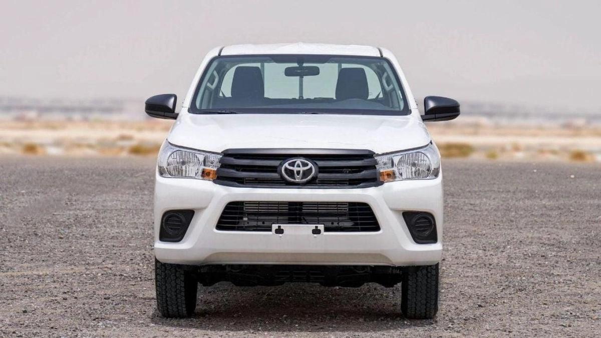 Toyota Hilux Tpyota hilux 2.4L diesel basic option 2024-1-1
