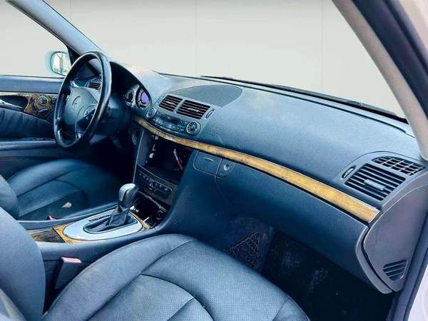 BENZ E320 | 2004 | CLEAN CAR | JAPAN IMPORT