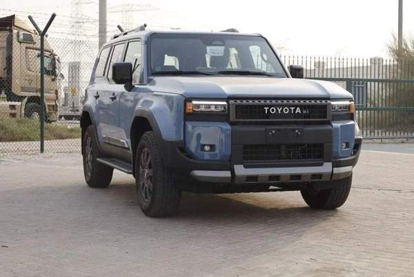 Toyota Prado PRADO FULL OPTION PETROL VXR 2.4T