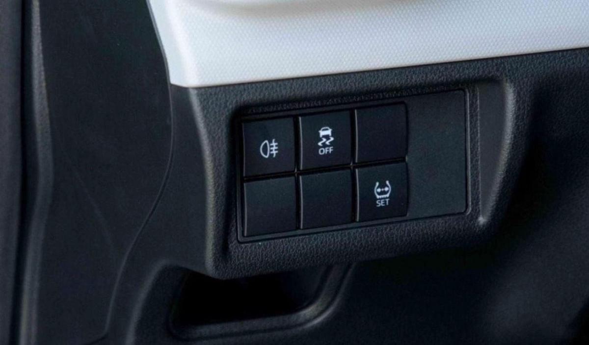 Toyota Veloz Toyota Veloz V 1.5 - Black inside Black 2025-14-14